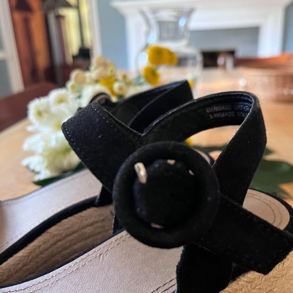 Black Platform Sandals - Picture 4 of 6